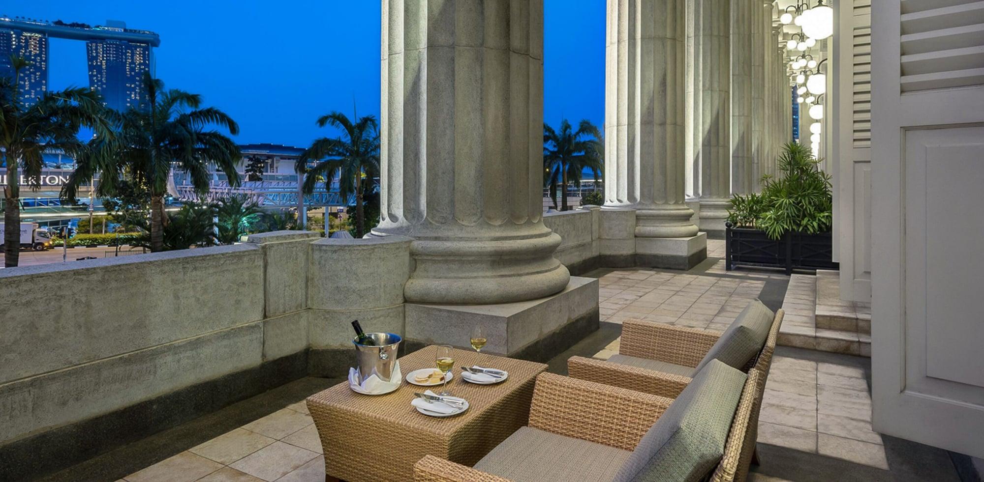 The Fullerton Hotel Сінгапур Екстер'єр фото The Terrace